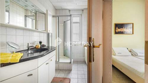 1. OG Badezimmer 1 - 