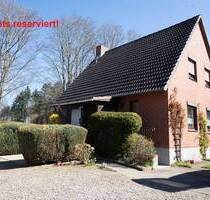 RESERVIERT ! Für Handwerker - kleines Haus in traumhafter Lage nahe dem Selenter See - Lammershagen / Bellin