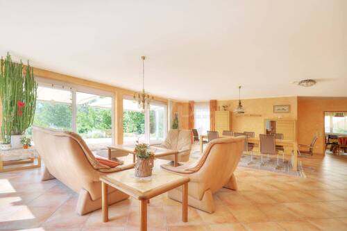 Wohn- und Esszimmer - 