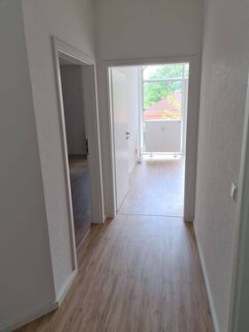Flur - 2 Zimmer Etagenwohnung zur Miete in Magdeburg