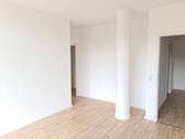 Wohnzimmer - Etagenwohnung mit 58,70 m² in Magdeburg zur Miete