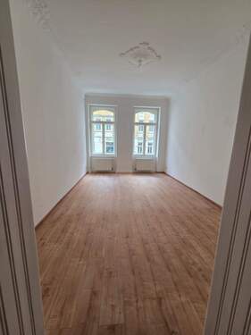 Zimmer 2 - 