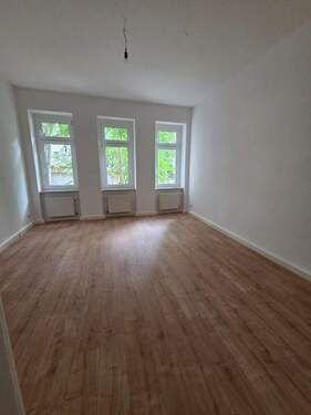 Zimmer 3 - 