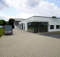Moderne Wohn- und Geschäftsimmobilie im Ortsteil von Blomberg bietet Ihnen viele Optionen - Blomberg / Herrentrup