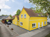 Ansicht - Seltene Gelegenheit in Oldenburg - Sanierte DHH mit 944 m² Grundstück & Ausbauchance
