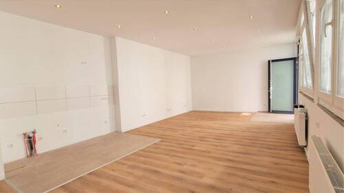 Wohn- / Esszimmer - 2 Zimmer Etagenwohnung zur Miete in Mannheim