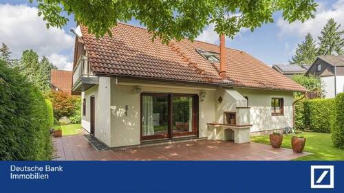 Terrasse mit Außenkamin - Einziehen, wohlfühlen, bleiben - vereinbaren Sie Ihren Termin!