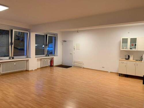 Offene Arbeitsplätze 1 - Büro zur Miete in Düsseldorf