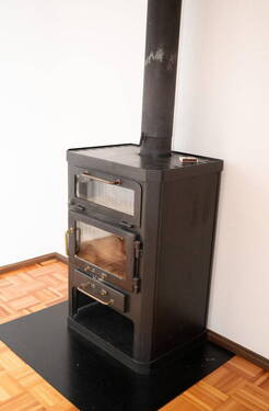 Ofen Anliegerwohnung - 
