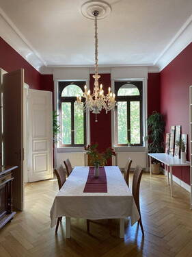 Bild 2 - 4 Zimmer Etagenwohnung zum Kaufen in Wiesbaden