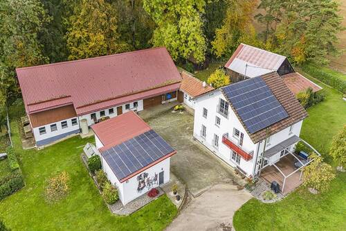 Aussiedlerhof von oben - 