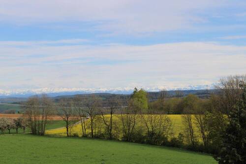 Aussicht in die Ferne - 8 Zimmer Bauernhaus, Landhaus zum Kaufen in Stühlingen