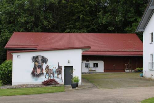 Garage mit Scheune - 