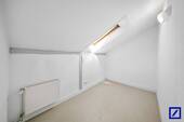Kleines Zimmer rechts neben der Kochnische - 