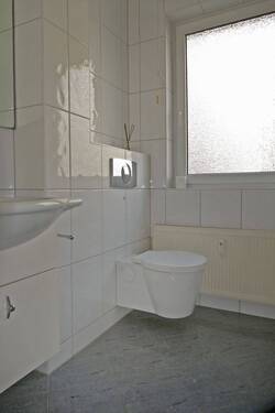 WC.jpg - 1 Zimmer Etagenwohnung in Berlin