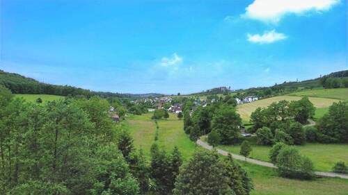 Panorama-Weitblick - 1 Zimmer Mehrfamilienhaus, Wohnhaus zum Kaufen in Wenden