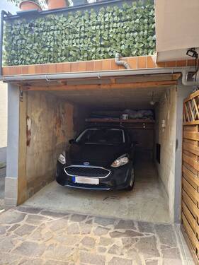 Garage - 