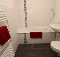 Mitten im Paradies...moderne 3-RW mit Wanne u. Balkon!!! - Freiberg