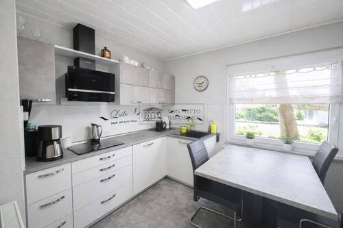 Küche - 1 Zimmer Mehrfamilienhaus, Wohnhaus in Lilienthal