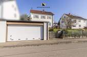 Doppelgarage - 6 Zimmer Einfamilienhaus in Nürtingen