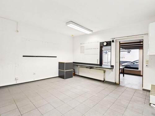 Küche/ Ausstellungsraum - 