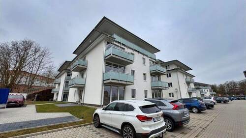 Außenansicht - 2 Zimmer Etagenwohnung zum Kaufen in Röbel