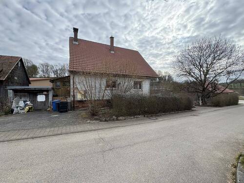 Hausansicht - Einfamilienhaus mit 147,70 m² in Niederstetten zum Kaufen