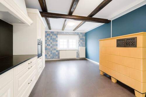 1. OG geräumige Küche - 