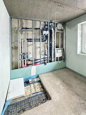 02 - 2 Zimmer Etagenwohnung zur Miete in Jade