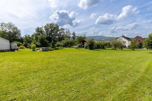 Blick nach Westen - Einmalige Gelegenheit: Baulücke in ruhiger Wohnlage und schönem Ausblick