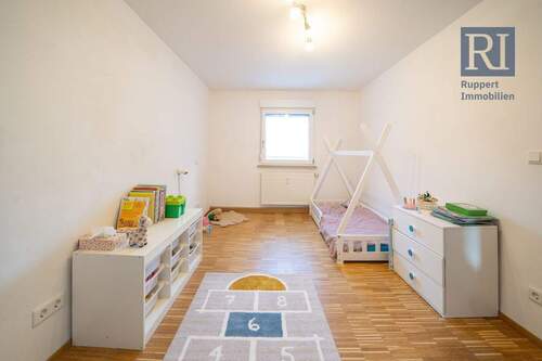 Kinderzimmer - Etagenwohnung am Rokokogarten - 376.160,00&nbsp;EUR Kaufpreis, ca.&nbsp; 86,00&nbsp;m&sup2;&nbsp;Wohnfl&auml;che