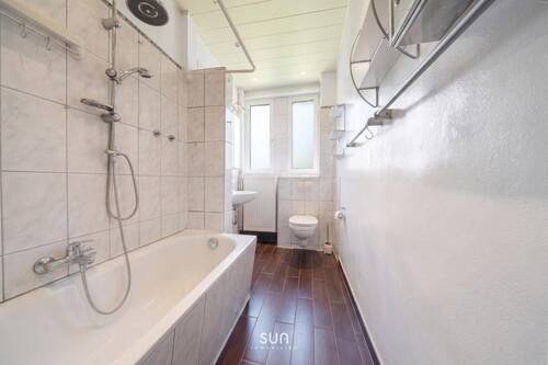 BADEZIMMER - Etagenwohnung mit 55,00 m&sup2; in Offenbach am Main zum Kaufen