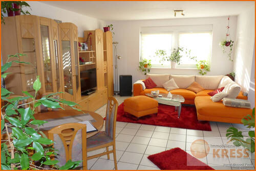 Bild 1 - Möblierte 2 Zimmer Eigentumswohnung mit Terrasse und KFZ-Stellplatz in Schlüchtern-Elm