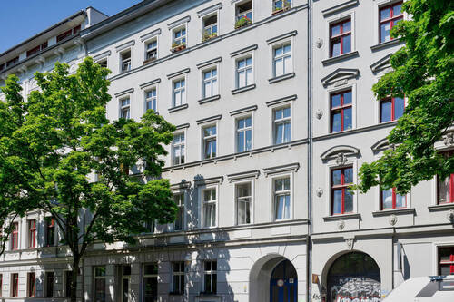 Manteufelstraße 49 - Investieren in Kreuzberg! Gründerzeit-Wohnung ++ 3 Zimmer ++ nahe Paul-Lincke-Ufer ++ Provisionsfrei