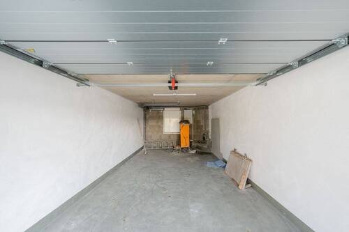 Garage - 