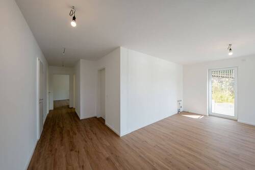 Eingangsbereich - 3 Zimmer Etagenwohnung in Bergisch Gladbach