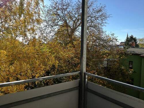 Balkonblick - 3 Zimmer Etagenwohnung in Schwerin