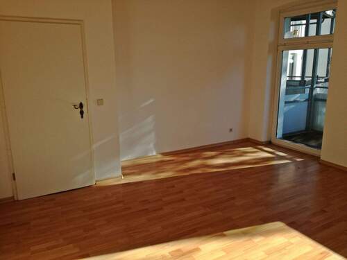 Laminat im Wohnzimmer - 