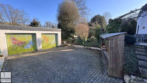 Hof - 8 Zimmer Mehrfamilienhaus, Wohnhaus zum Kaufen in Neuwied