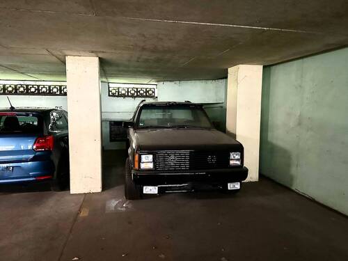 Tiefgaragenstellplatz - 