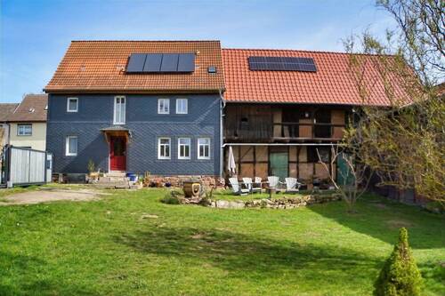 Hausansicht - Das Landleben genießen - modern und stilvoll Wohnen !