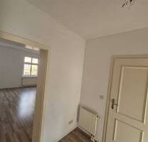 Kompakte 2-Zimmer mit Einbauküche, Laminat und Wannenbad in guter Lage - Chemnitz Sonnenberg