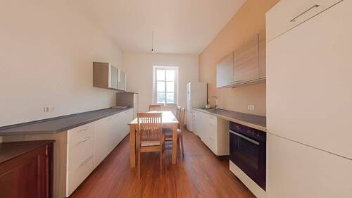 1. OG Wohnung Küche - 