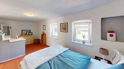 Schlafzimmer 2 (2).jpg - 