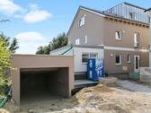 Tiefgaragenzufahrt - 