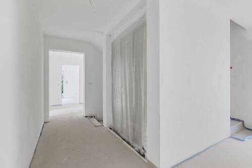 Aufzug vorhanden - 
