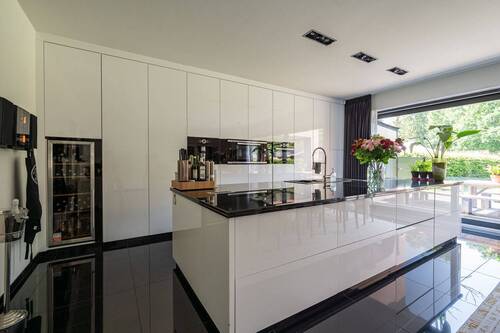 WWW.BOUWENS.DE - 