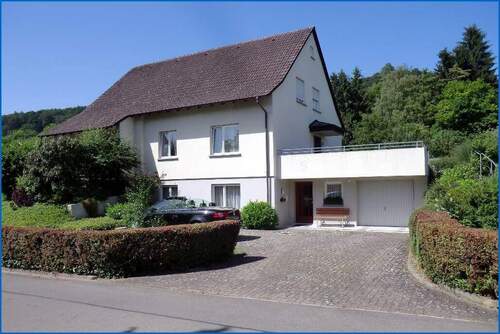 Südseite - 6 Zimmer Mehrfamilienhaus, Wohnhaus in Gailingen am Hochrhein