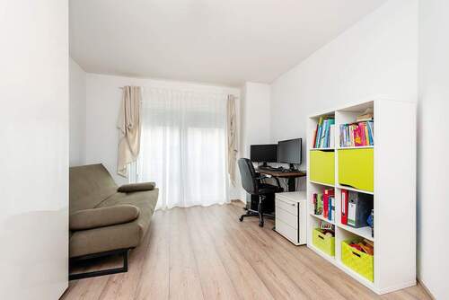 Gäste-/Arbeitszimmer - 