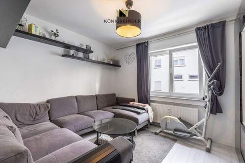 Bild 2 - 3 Zimmer Etagenwohnung zum Kaufen in Göppingen / Ursenwang